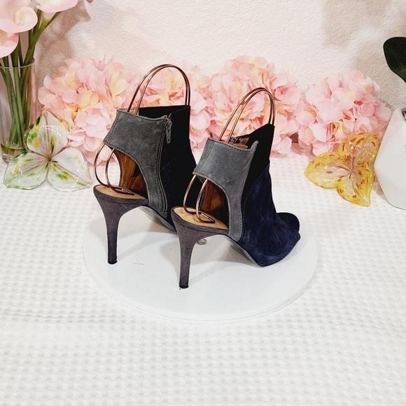 Nine West Navy Suede Open Toe Heels Size 7 - Picture 4 of 10